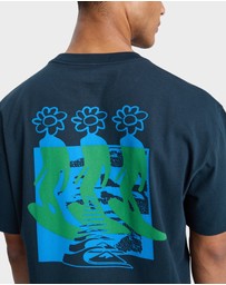 Quiksilver - Mens Sunflowers Surfing T-Shirt