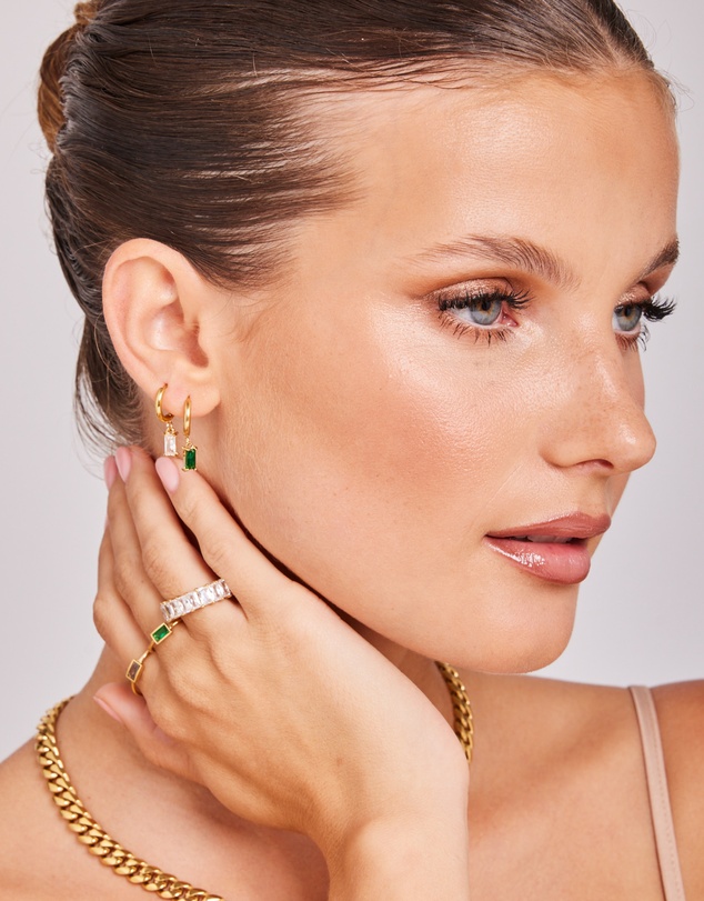 Zoe Olivia - Waterproof Mini Emerald Cut Pendant Hoops