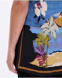 Minima Esenciales - Moonlit Palms Strapless Top