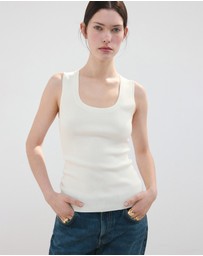 M.N.G - Marx Top