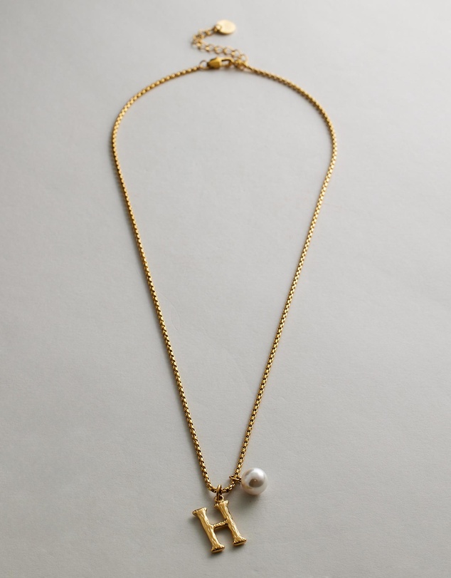 Zahar - Pearl Letter H Necklace