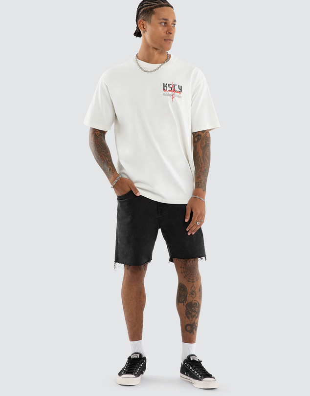 Kiss Chacey - Burning Box Fit Tee
