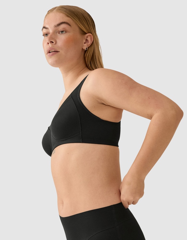 Naturana - Comfortable Wide Strap Wirefree Bra With Mesh