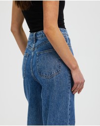 Assembly Label - Vintage Straight Jeans
