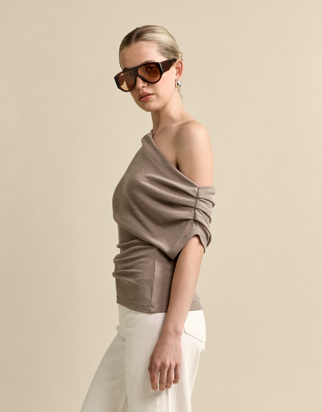 MVN - Soft Off The Shoulder Top