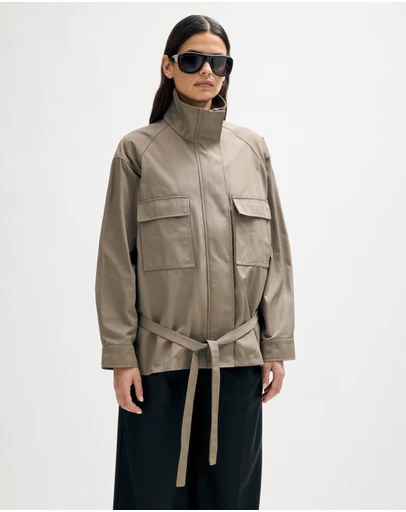 Minima Esenciales - Sioh Funnel Neck Jacket