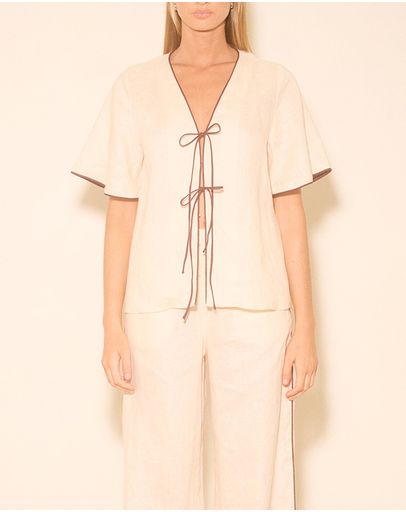 Cream With Contrast Bind