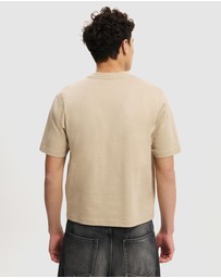 Cotton On - Cropped Fit T-Shirt