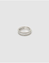 Izoa - Hallie Ring