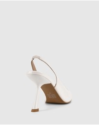 LANA WILKINSON - Celeste Slingback Pump