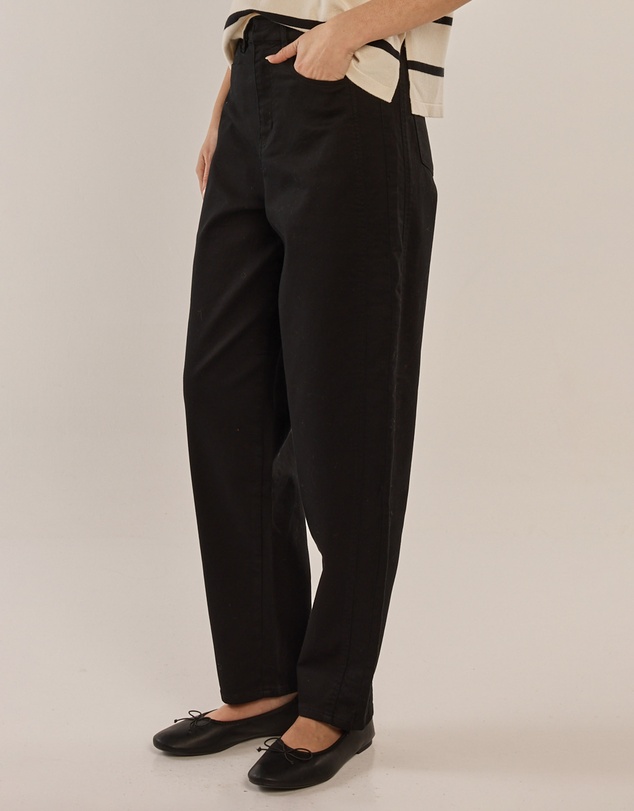 Betty Basics - Barrel Leg Chino