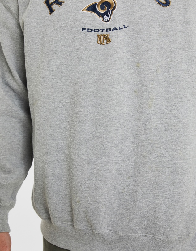 Vintage by The Real Deal - Pre Loved - Vintage NFL St. Louis Rams Sweatshirt