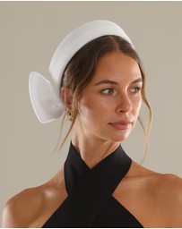 Morgan & Taylor - Tara Racewear Pillbox Hat in White