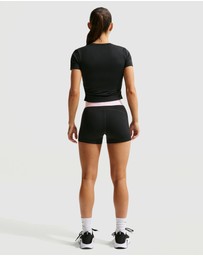 Nike - Pro 3