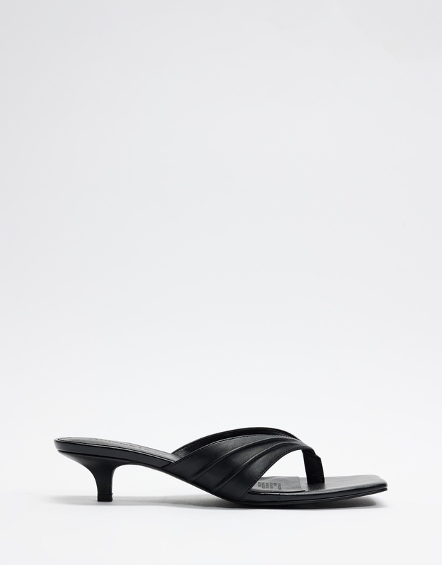 Atmos&Here - Tilly Square Toe Thong Leather Kitten Heels