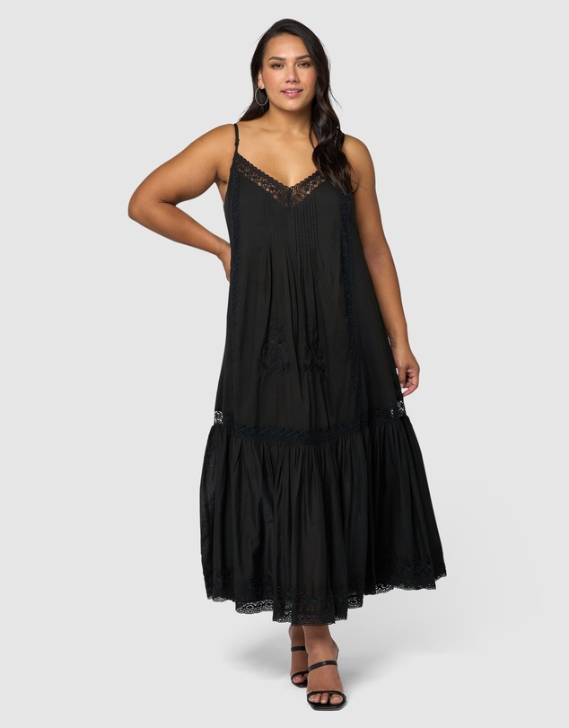 Sunday In The City - Elizabeth Embroidered Maxi Dress