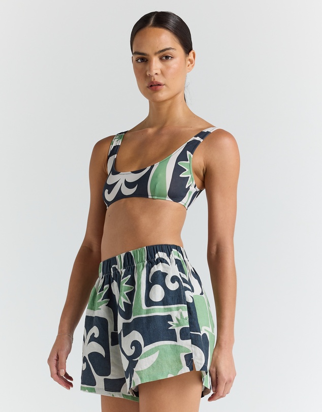 Poolside Paradiso - Beachcomber 100% Linen Slit Short - Palm