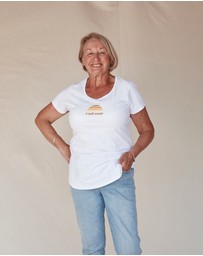 Banabae - Rad Nan Scoop Neck Tee - White