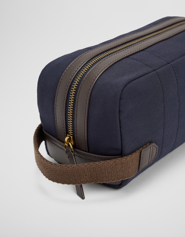 Country Road - Recycled Polyester Ezra Wash Bag