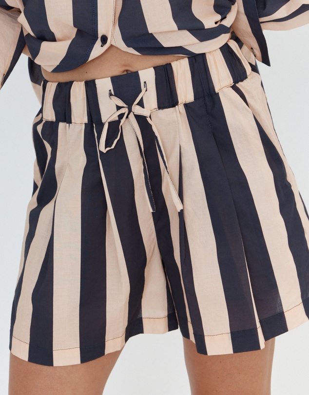 ALEXANDRA - Raz Shorts Navy & Peach Stripe