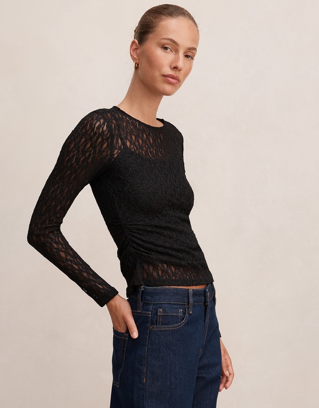 Forever New - Alex Lace Long Sleeves Top