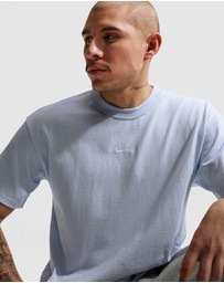 Nike - Sportswear Premium Essentials T-Shirt