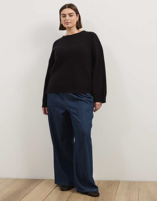 Atmos&Here Curvy - Rory Crewneck Knit Jumper With Button Detail At Side Seam