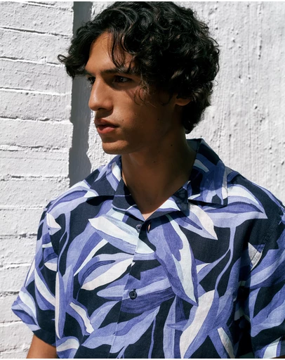 Trenery - Painted Leaf Linen Camp Shirt in Navy