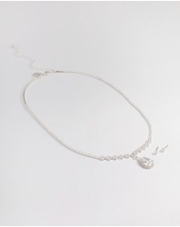 Lovisa - Cubic Zirconia Diamond Pear Stone Necklace Set
