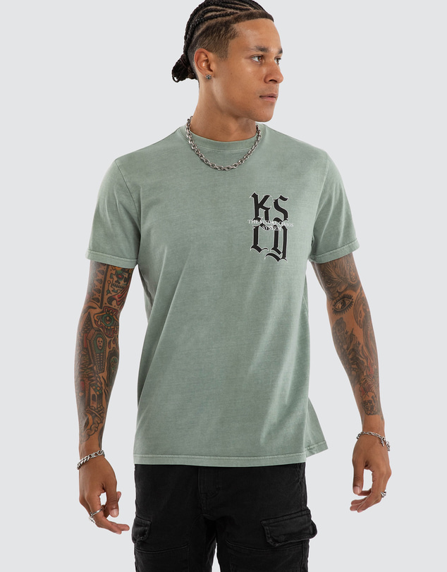 Kiss Chacey - Beckons Standard Tee