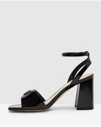 GUESS - Gelyae Block Heels
