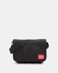 Manhattan Portage  - Europa Large With Back Zipper