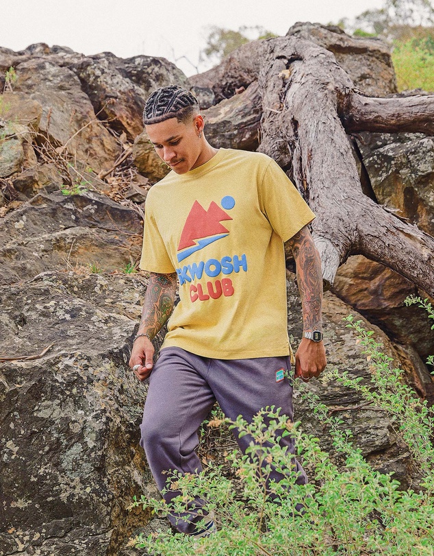 Skwosh - Chunky Mountain Regular Tee In Butter