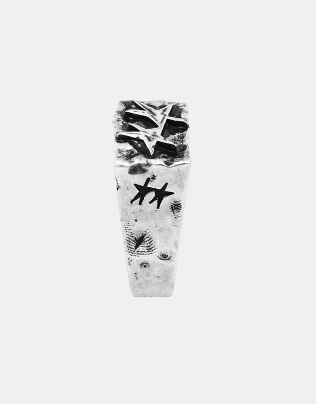 TwoJeys - Ignorant Icon Ring