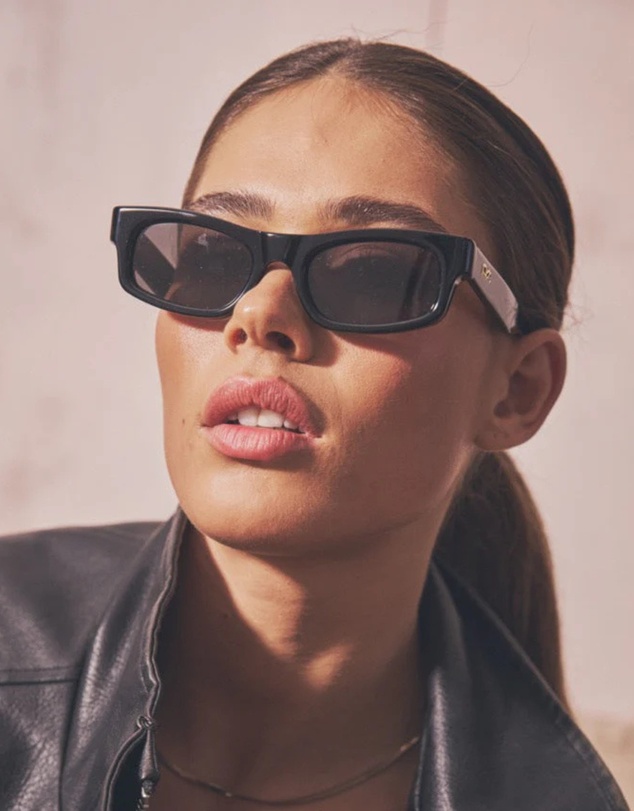 Soda Shades - Rozalia Russia x Soda Shades - Shade 003 Black
