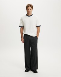 Cotton On - Super Baggy Pleated Pant
