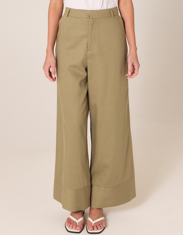 Fate + Becker - Zephyr Straight Leg Pant