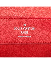 Pre-Loved by Azura Reborn - Pre-Loved louis vuitton Elegant Leather Backpack with Adjustable Straps and Interior Pockets