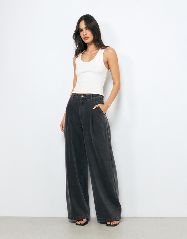 AERE - Tora High Rise Pleat Front Jeans