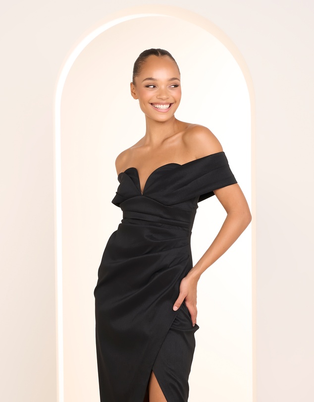Pilgrim - Amira Cross Over Gown