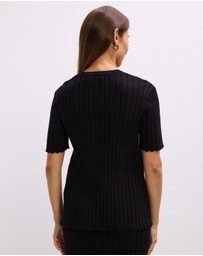 The Fated - Nessa Relaxed Knit Tee