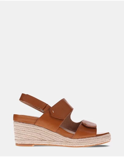 Mia Vita - Deanne Wedge Sandal - Tan