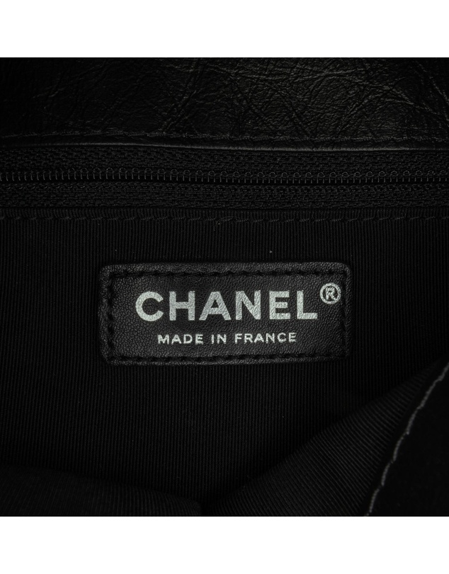 Pre-Loved by Azura Reborn - Pre-Loved Chanel Shearling Tweed Crossbody Bag