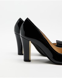Nina Armando - Ade Heels