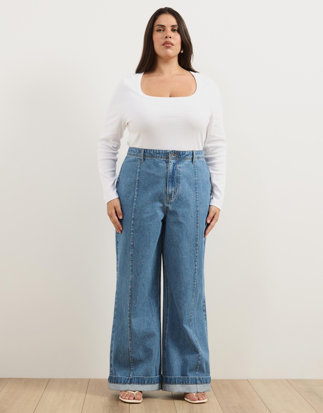 Atmos&Here Curvy - Organic Cotton Rib Scoop Neck Top