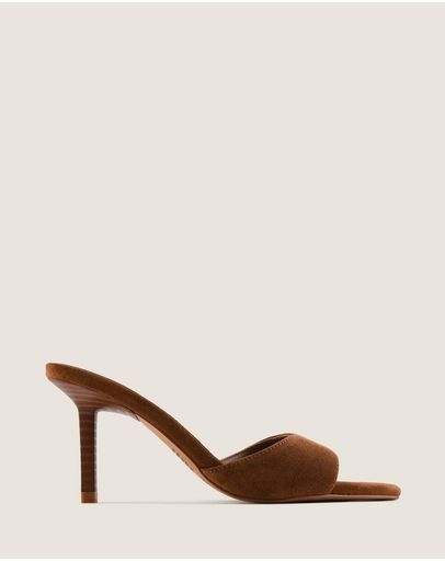 TAN SUEDE