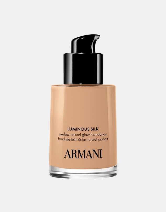 Giorgio Armani - Luminous Silk Foundation 5.25