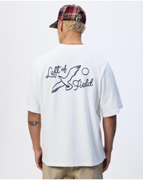 Left of Field Golf - Coastal Birds Golf Tee