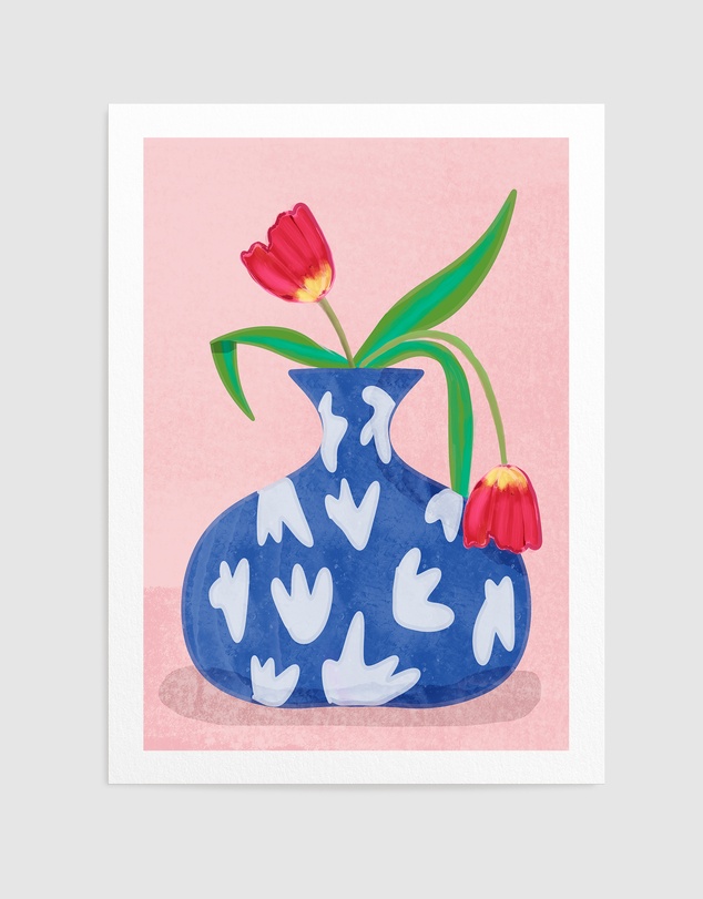 Olive et Oriel - Tulpe In Vase by Raissa Oltmanns Art Print