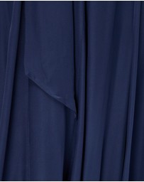 Minima Esenciales - Daphne Halter Scarf Maxi Dress